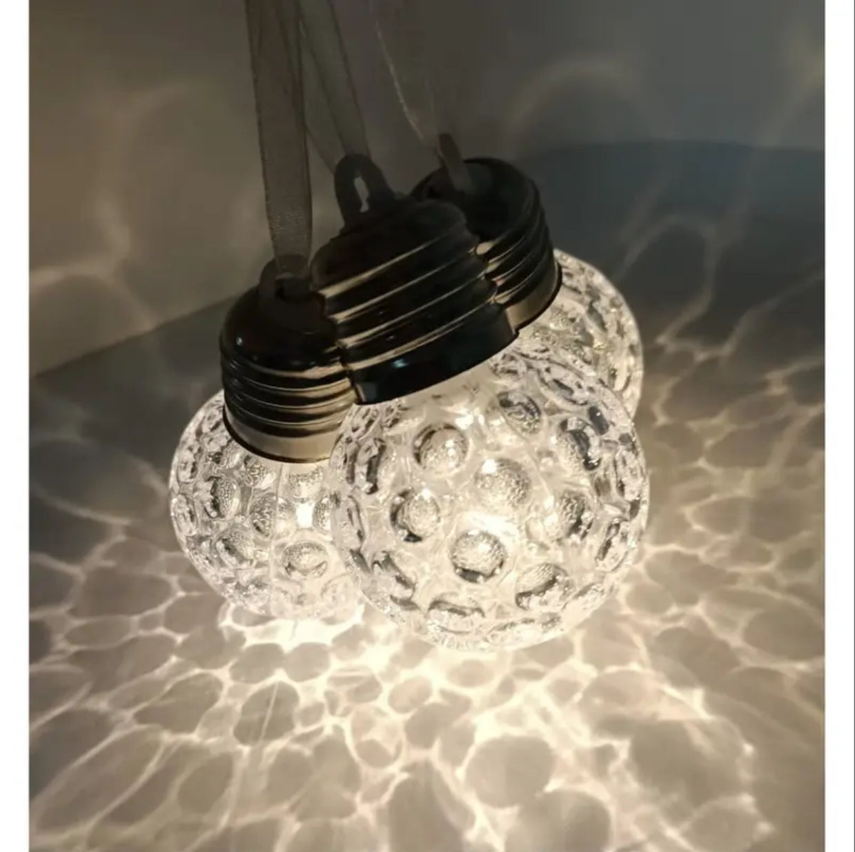 10992 Hanging Solar Lights Outdoor, Decorative Cracked Glass Ball Light, Solar Powered Waterproof Globe Lighting, Hanging Globe Solar Lights for Garden, Yard, Patio, Lawn, Flower Bed. (2pc)